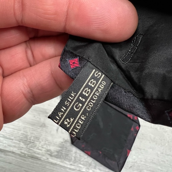Carrot & Gibbs Black w/ Red Check Silk Tie - Picture 6 of 6